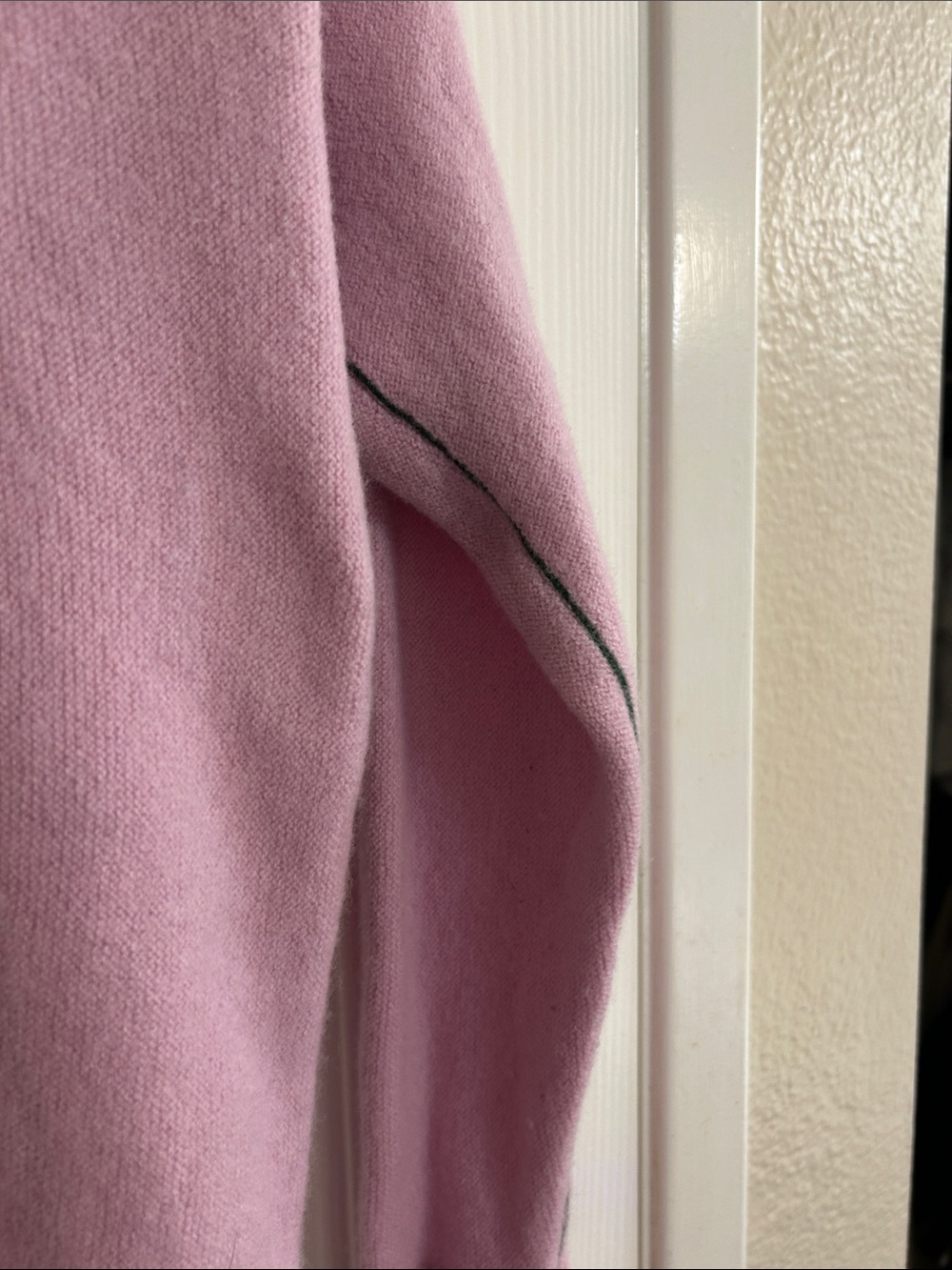 Lacoste 100% Wool Sweater Pink | Classic Crocodile Logo Knit Pullover like new - Picture 4 of 11